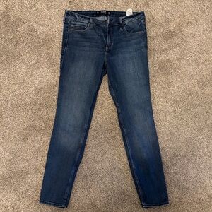 Hollister Women's Dark Wash Skinny Jeans